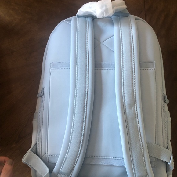 SOLD!!! NWT Dagne Dover Dakota Medium Backpack in Skyway - Picture 2 of 7